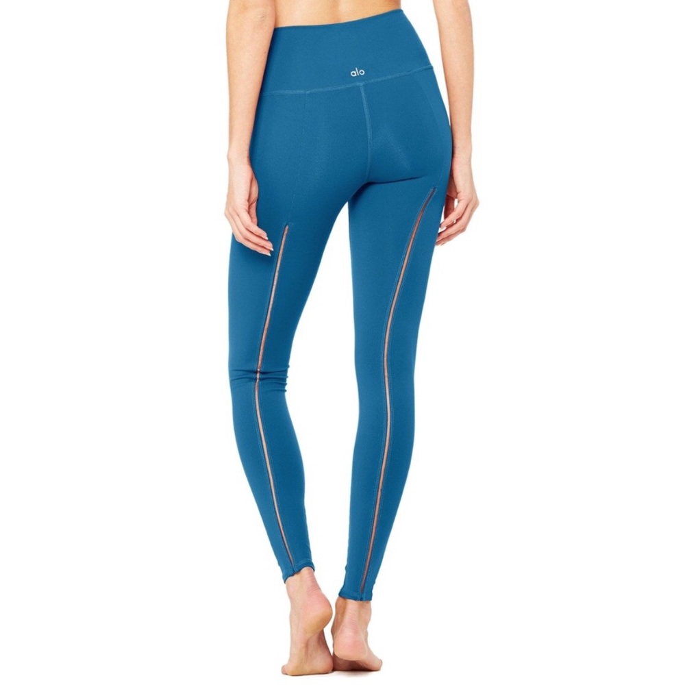 ALO Yoga blue leggings